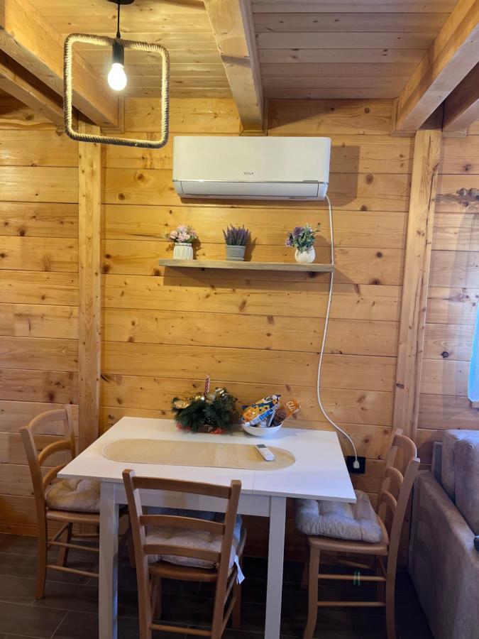 Apartmani Joka I Drvene Kucice Vrdnik Extérieur photo