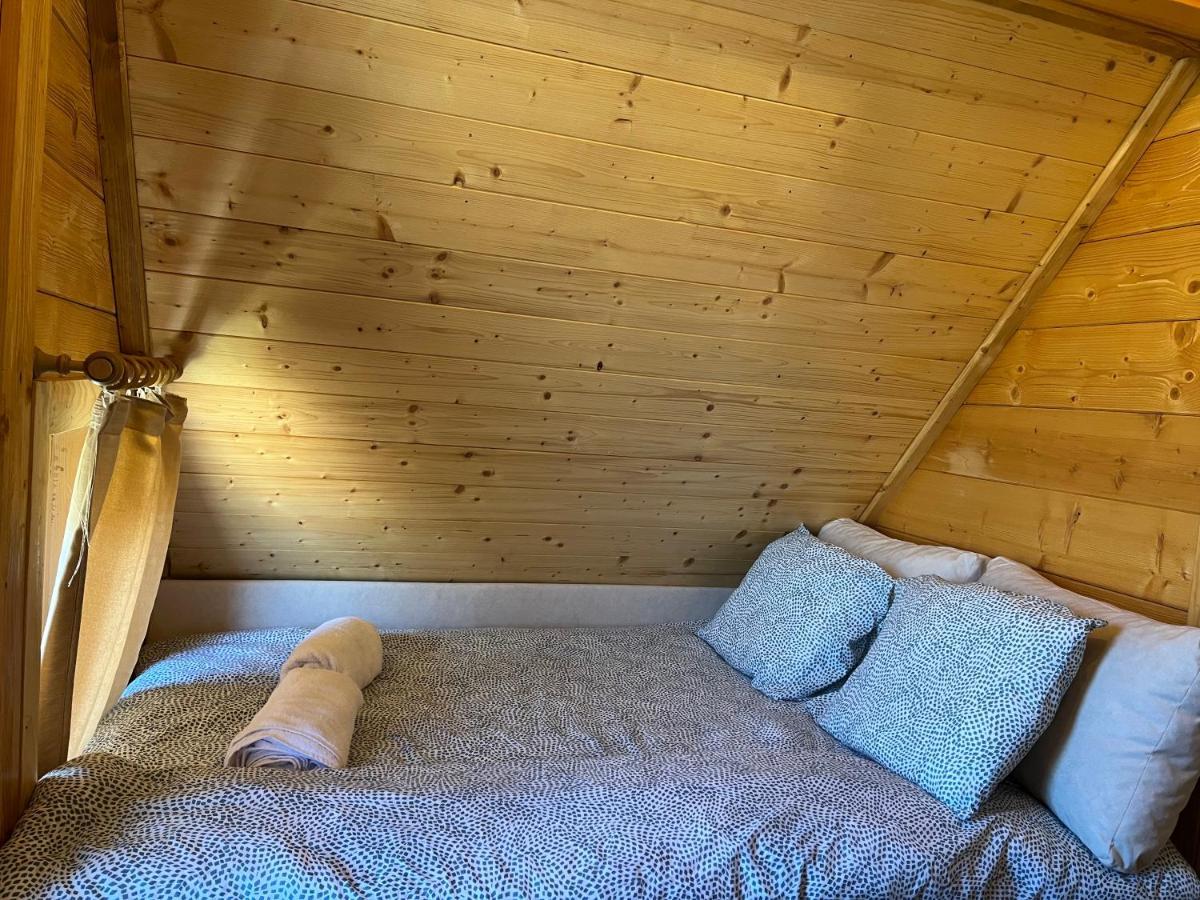 Apartmani Joka I Drvene Kucice Vrdnik Extérieur photo