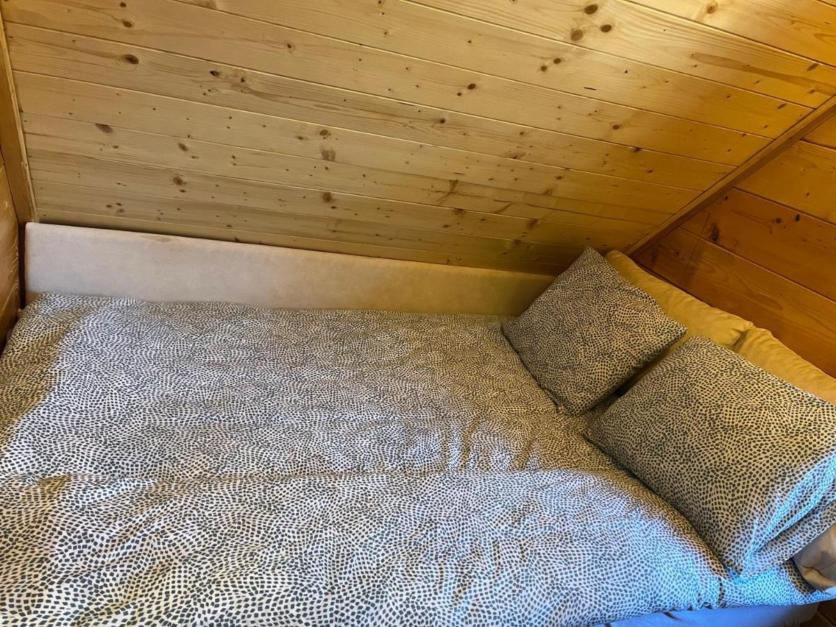 Apartmani Joka I Drvene Kucice Vrdnik Extérieur photo