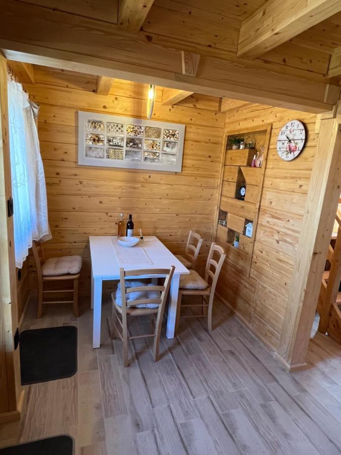 Apartmani Joka I Drvene Kucice Vrdnik Extérieur photo