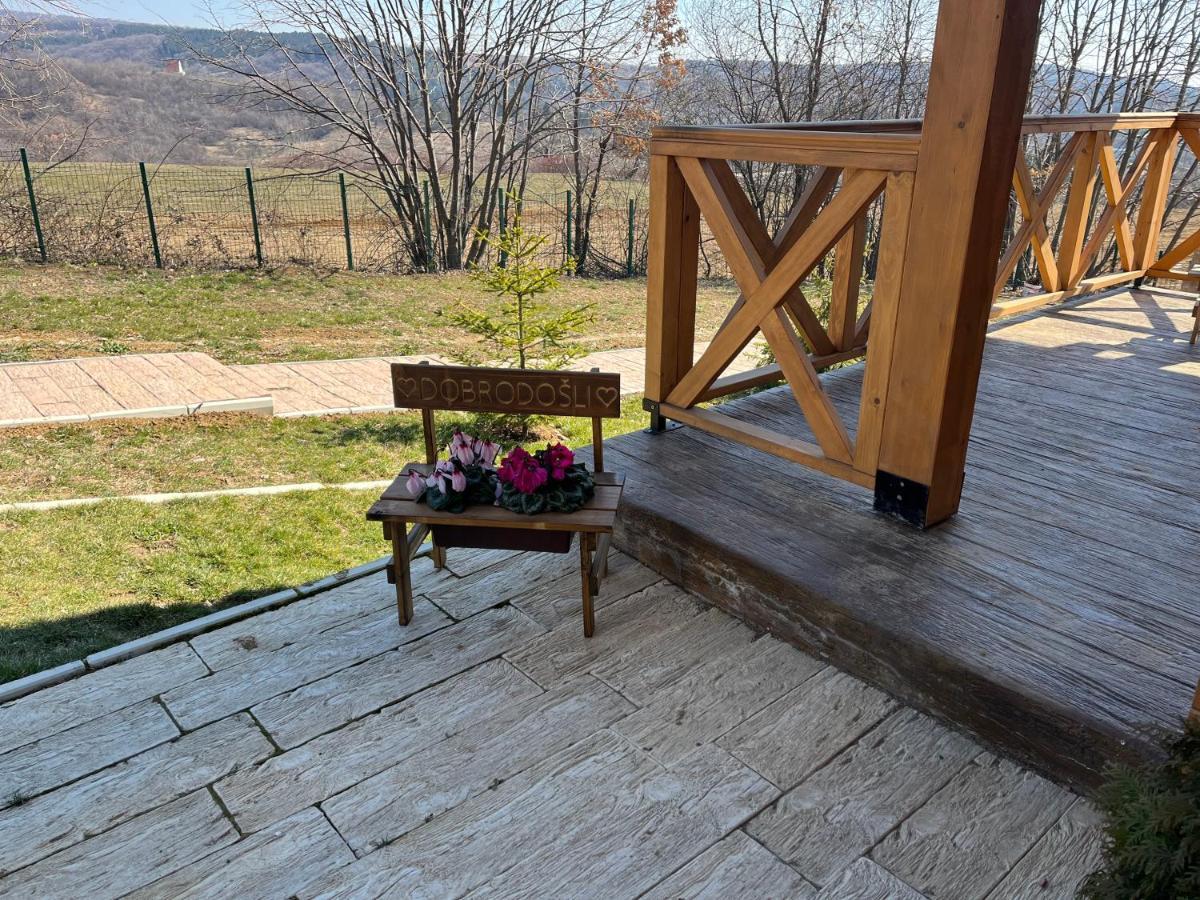 Apartmani Joka I Drvene Kucice Vrdnik Extérieur photo