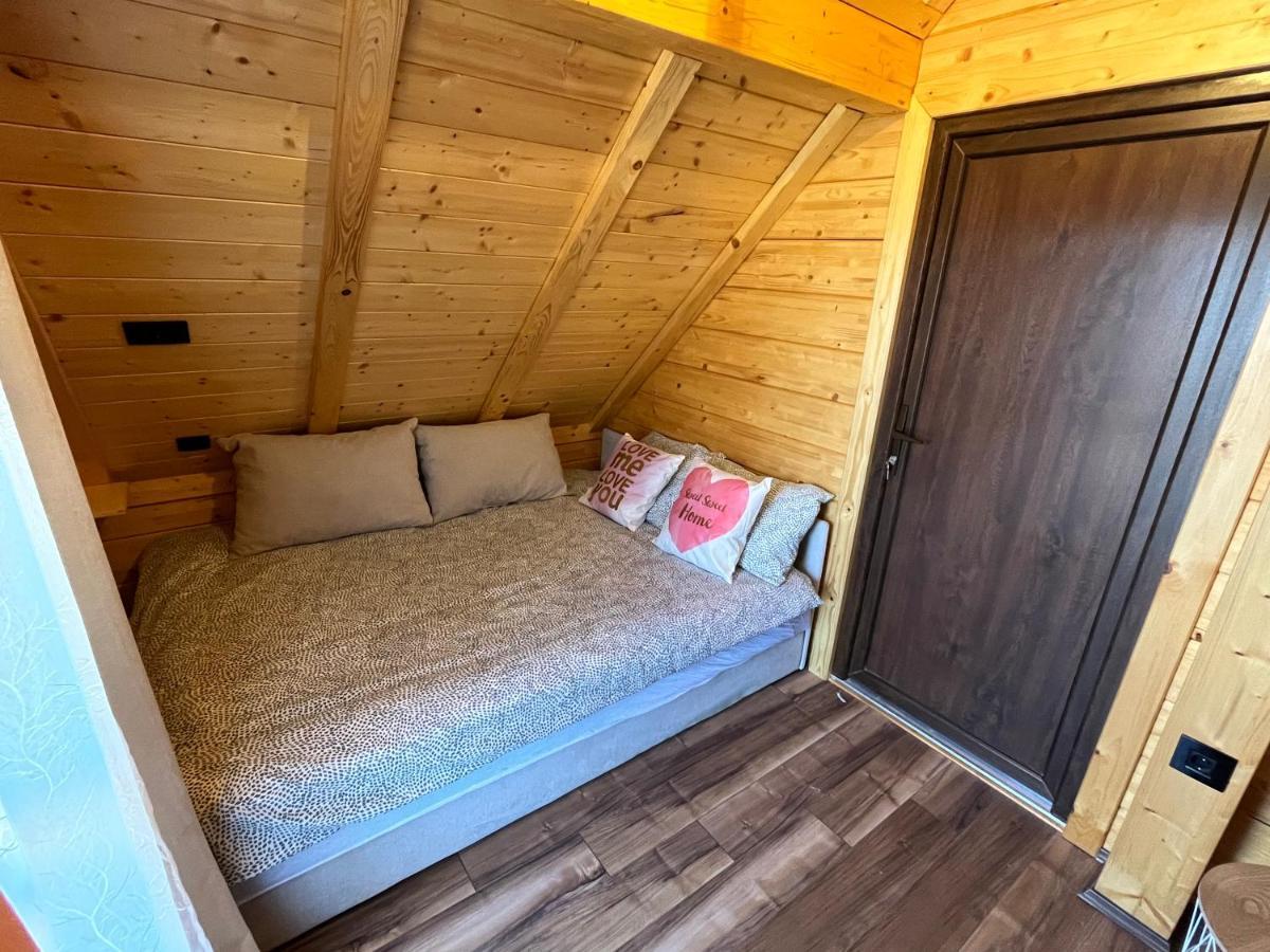Apartmani Joka I Drvene Kucice Vrdnik Extérieur photo