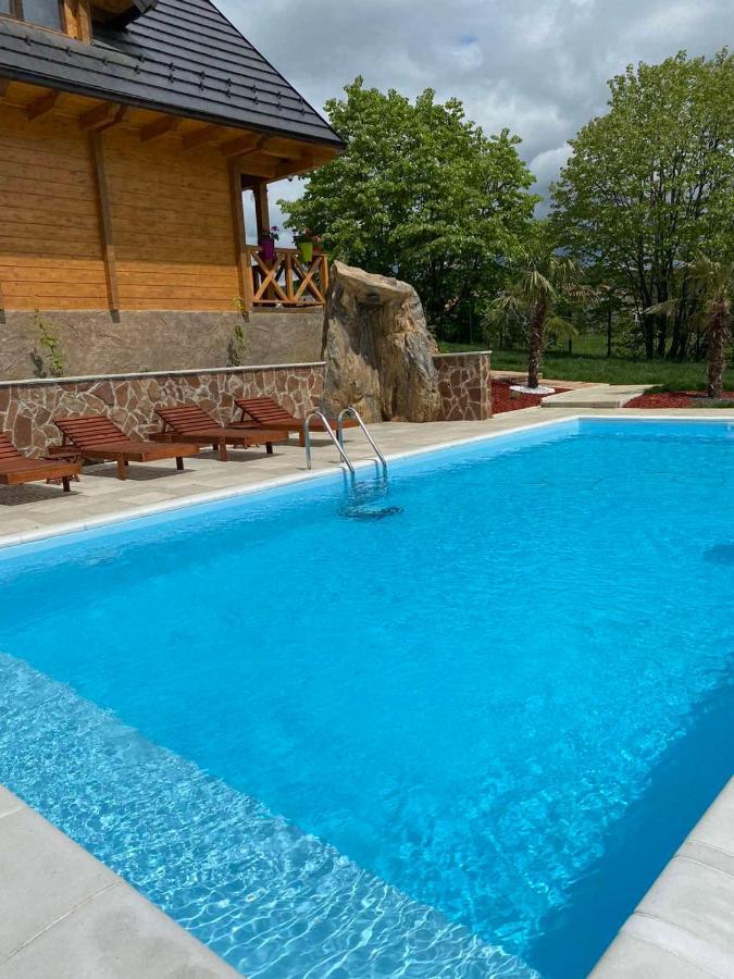 Apartmani Joka I Drvene Kucice Vrdnik Extérieur photo